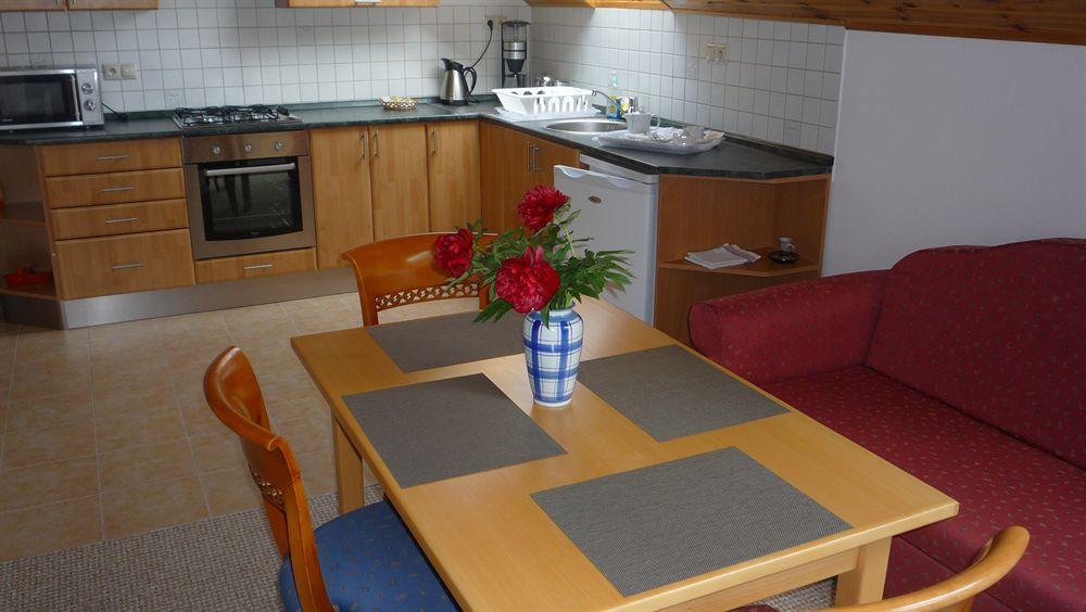 Chýně Apartmany Graf מראה חיצוני תמונה