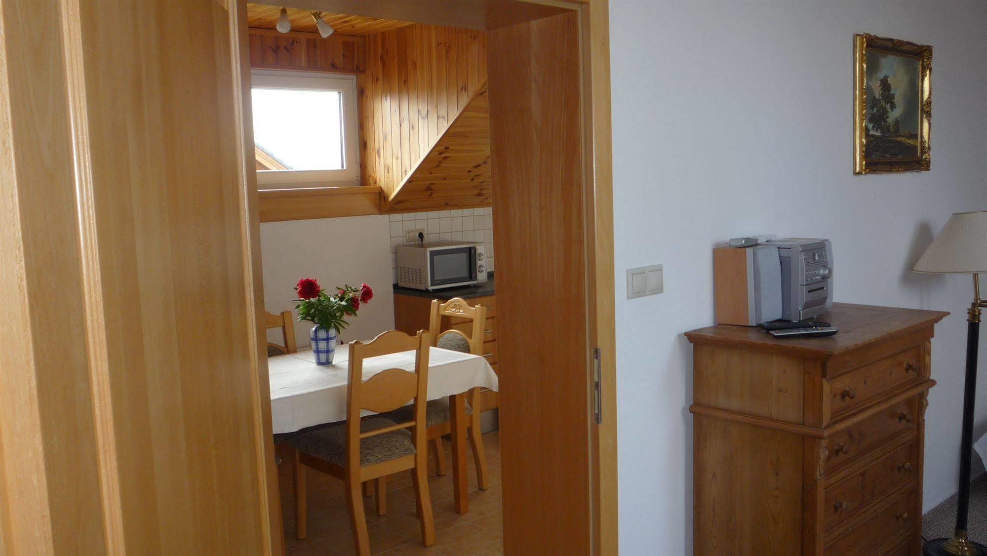 Chýně Apartmany Graf מראה חיצוני תמונה